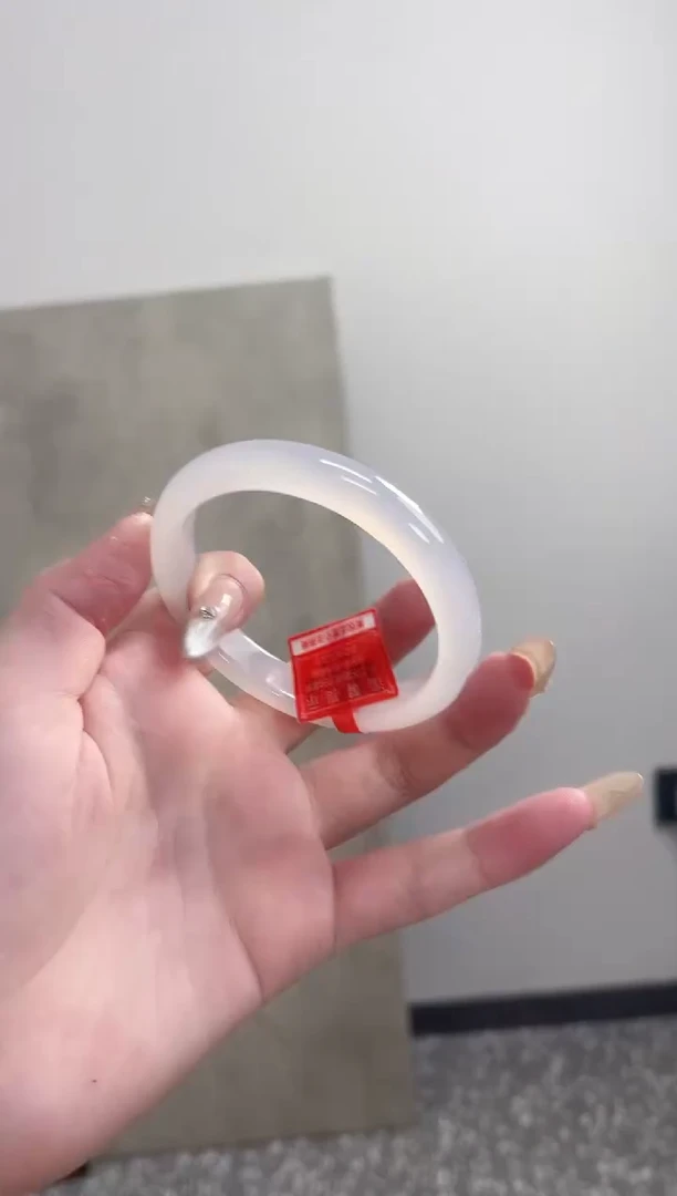 【闪购商品】玛瑙/玉髓手镯未镶嵌58圈 需要包容