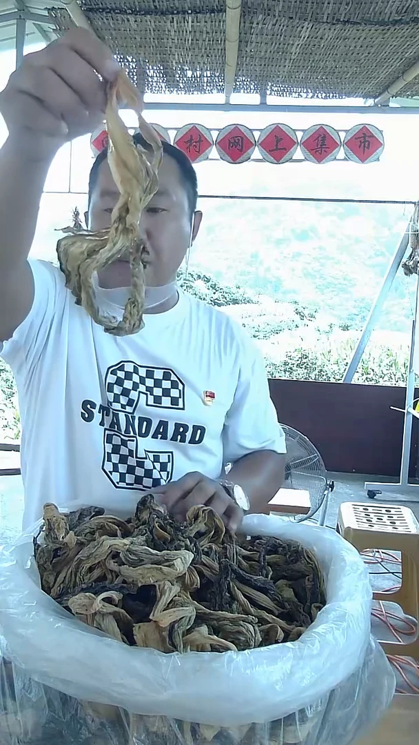 3个月食用农产品重庆市农村自制干青菜1斤