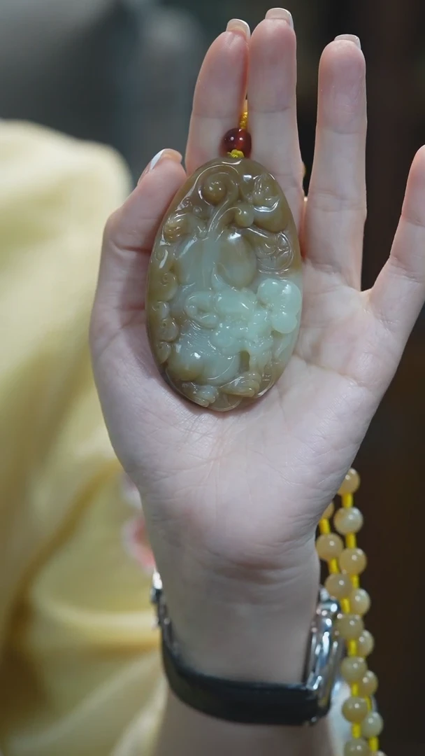 颈饰未镶嵌和田玉貔貅