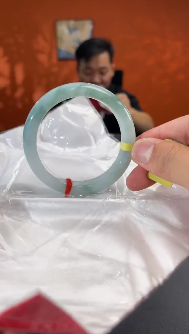 未镶嵌手镯翡翠12    57