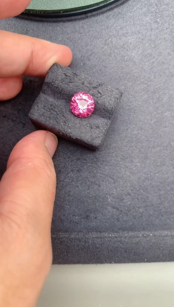 蓝宝石裸石未镶嵌4ct 无烧帕帕拉恰