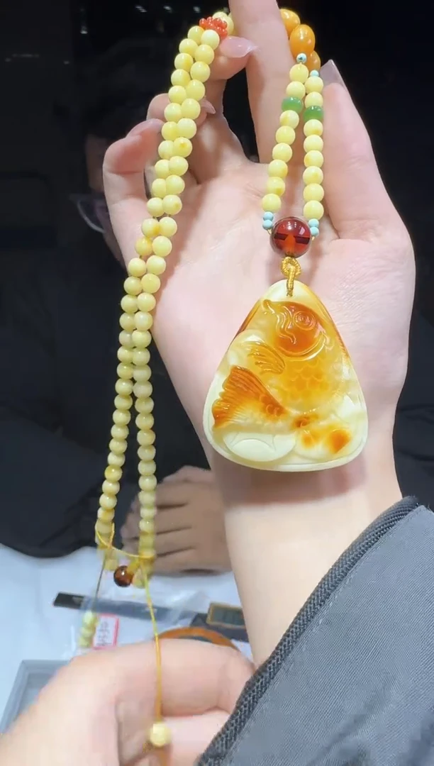 【闪购商品】蜜蜡颈饰未镶嵌多样性发一件 374
