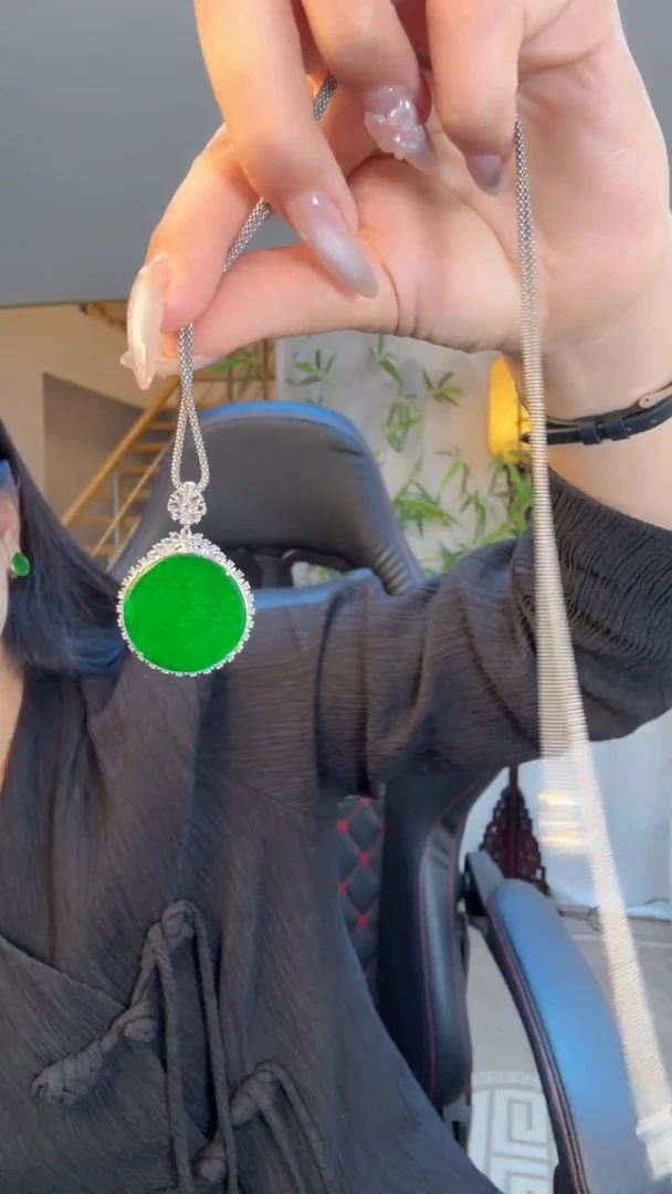 吊坠(不含链)18K金镶嵌翡翠天然缅甸A货翡翠18K吊坠