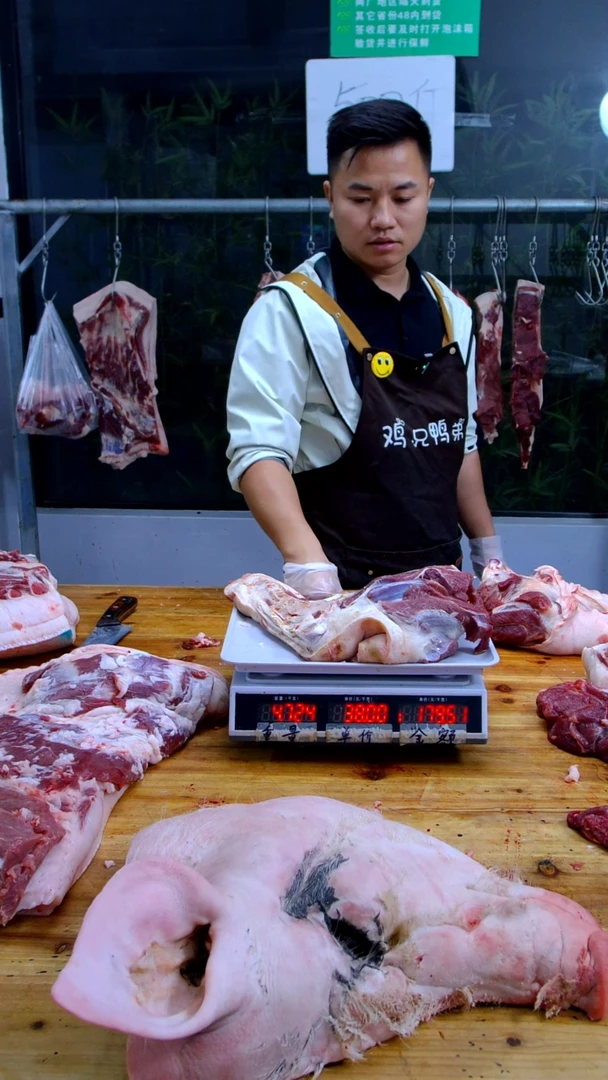 中国大陆冷藏15天食用农产品猪脚