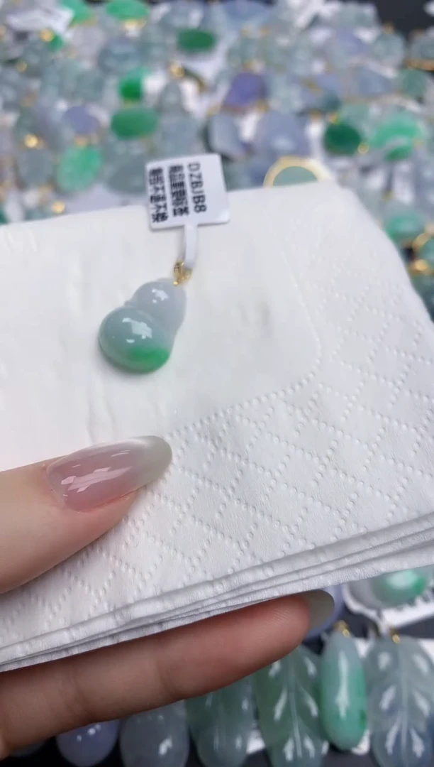 【闪购商品】翡翠颈饰18K金镶嵌天然缅甸翡翠A货