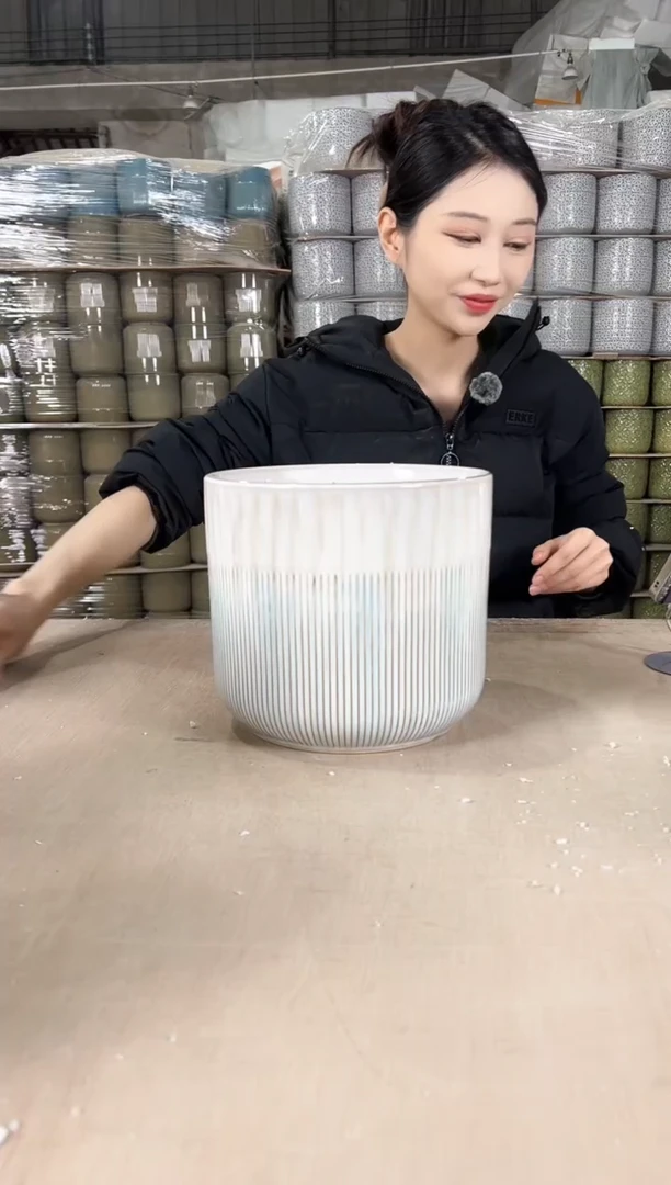 【闪购商品】陶瓷半条纹梦幻蓝大号21x19