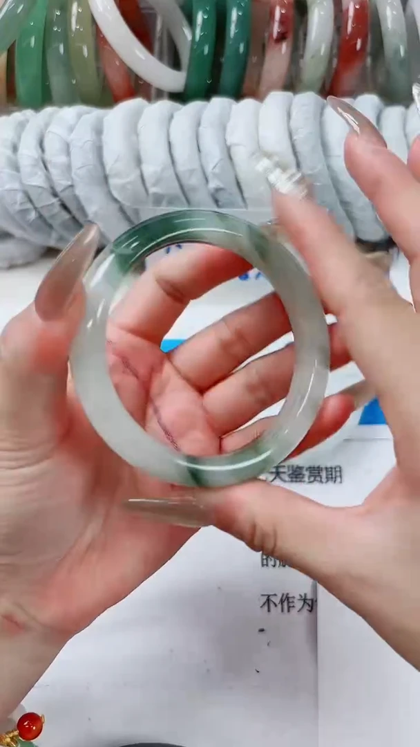 石英质玉手镯未镶嵌90-56