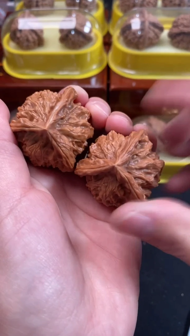 把件文玩核桃盘山三棱38尺Q515