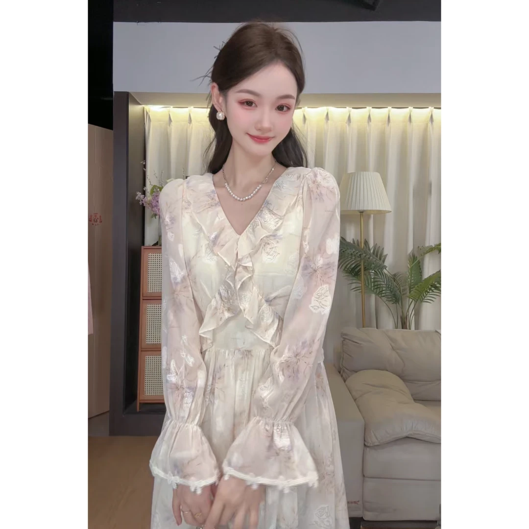 【WY】香草玫瑰   - 春季爆款法式甜美气质感长袖v领连衣裙