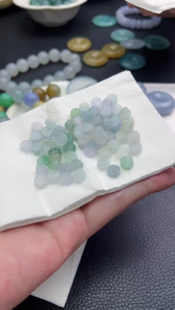 定制翡翠未镶嵌珠子