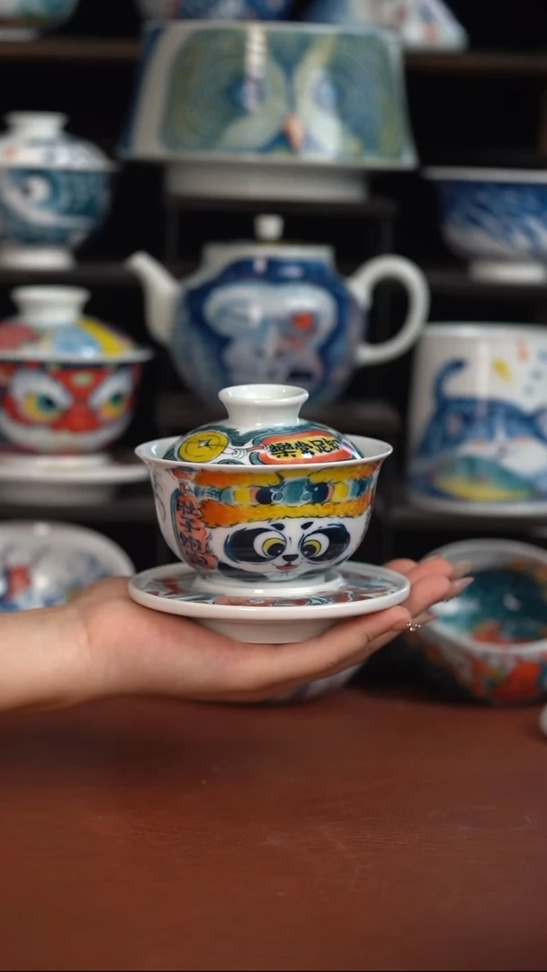 昨明陶瓷   肚子饱饱