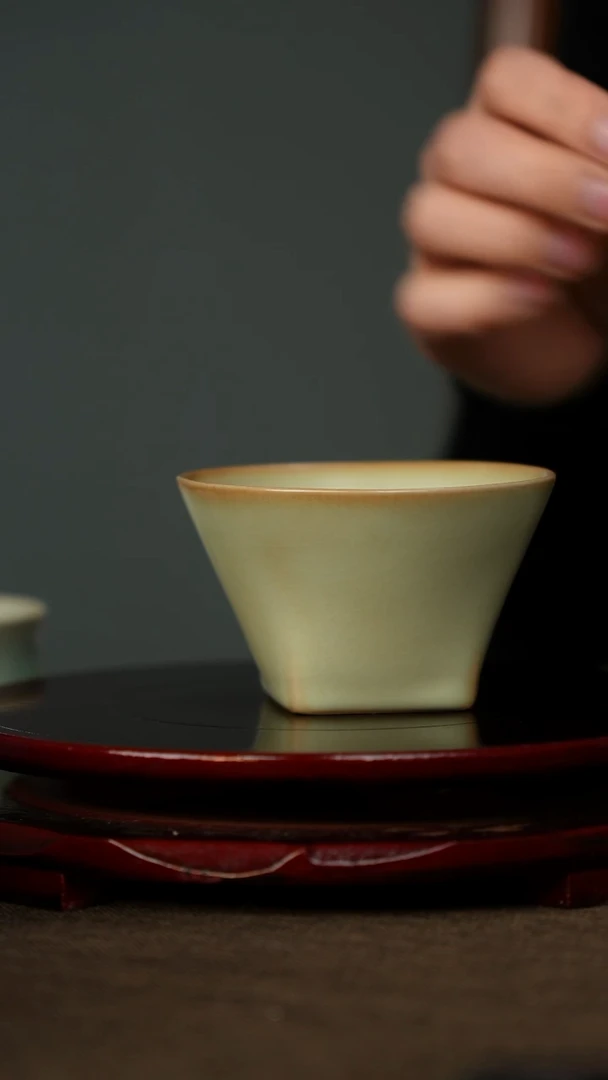 全品 粉青 天圆地方 带底款