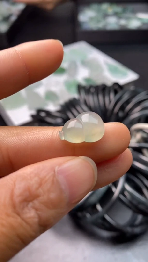 【闪购商品】定制翡翠未镶嵌翡翠毛货~多样性发货一个