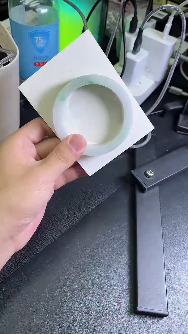 未镶嵌手镯定制翡翠爱****白定制