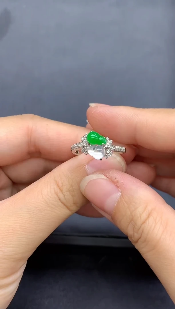 18K金镶嵌戒指翡翠486-中国好珍宝