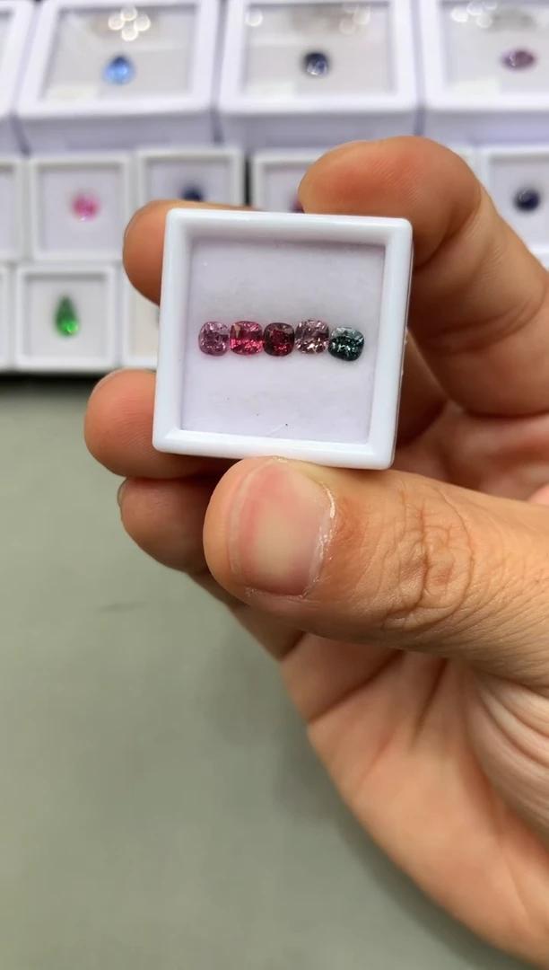 【闪购商品】定制尖晶石裸石未镶嵌枕型 一盒5/P 1.83ct