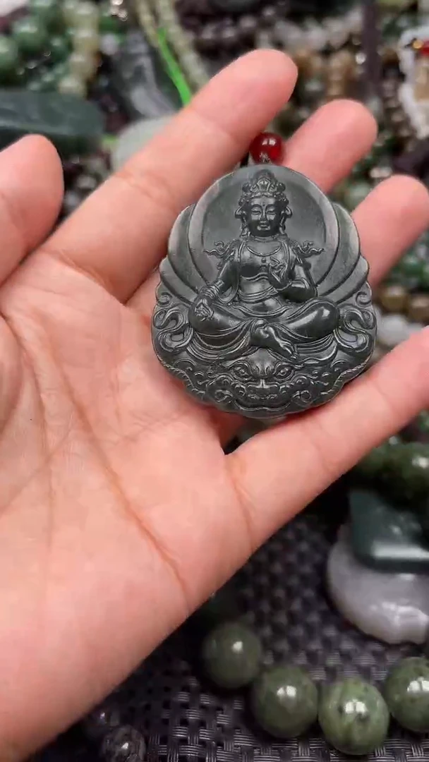 颈饰未镶嵌和田玉1