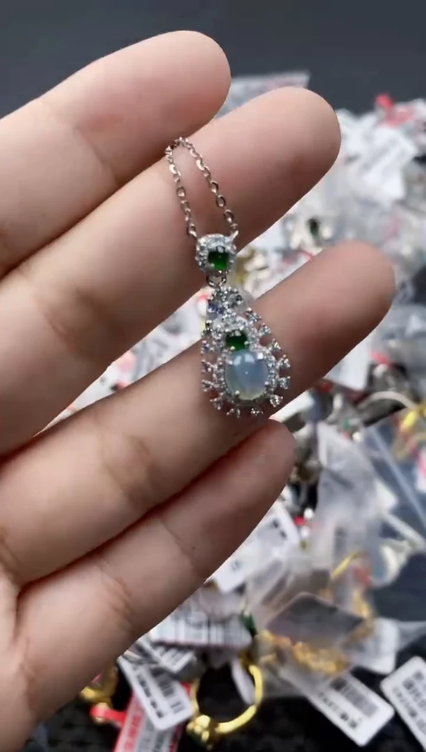 翡翠戒指银S925镶嵌8888888888    2