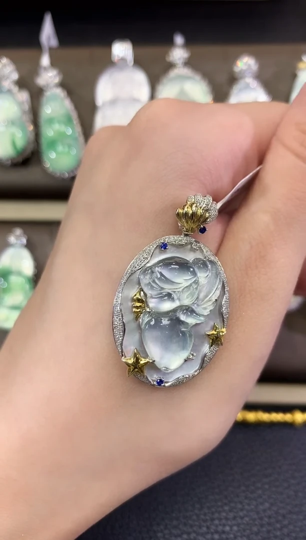 翡翠18K金镶嵌吊坠(不含链)夏日珠宝B57
