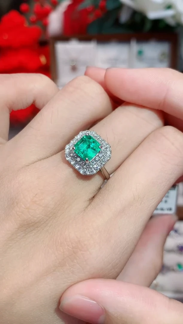 铂Pt900镶嵌戒指祖母绿1.65ct/天然宝石/七天无理由