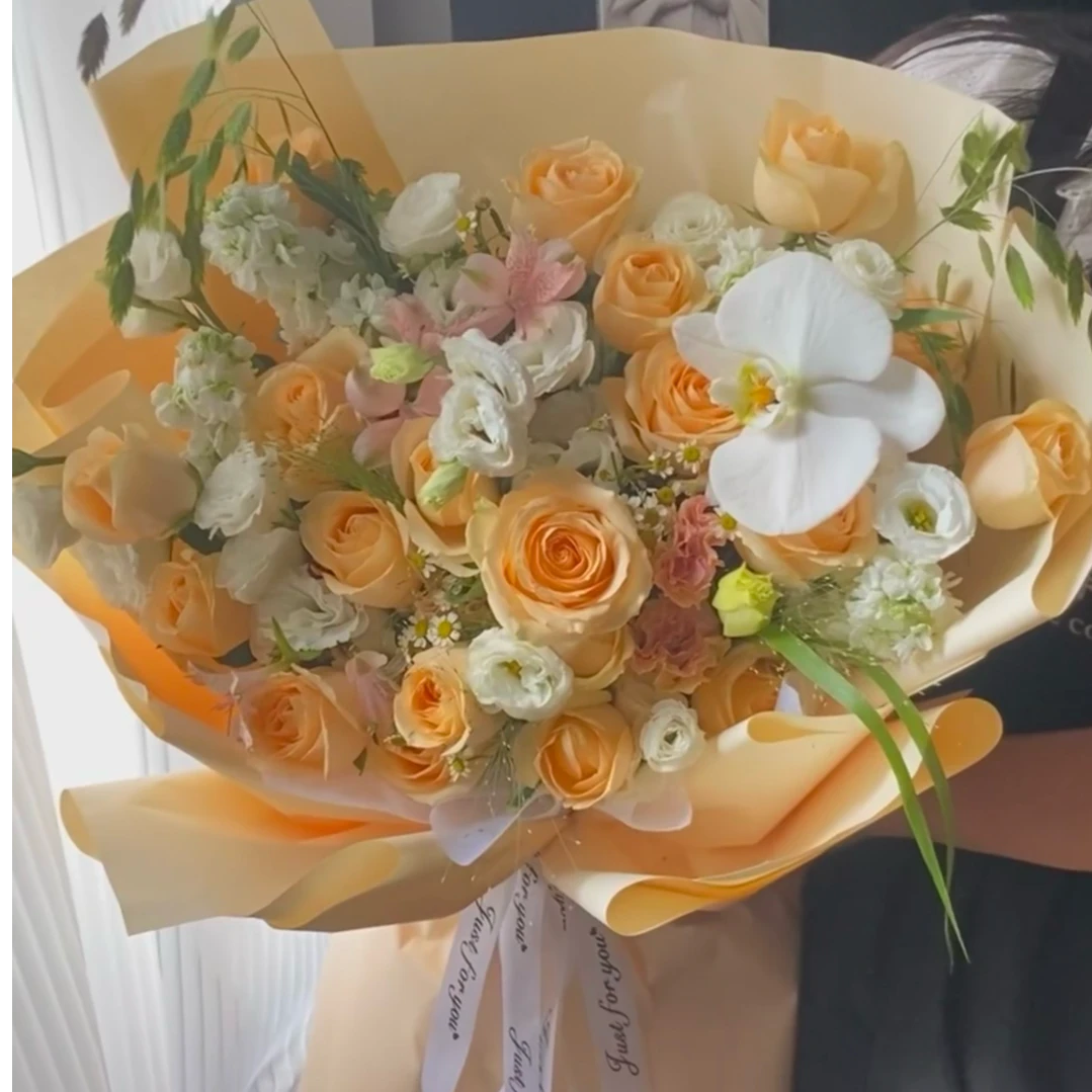 【与你爱情】21朵香槟玫瑰混搭蝴蝶兰大花束送老婆送闺蜜送妈妈送朋友礼物花店鲜花送花上门鲜花速递