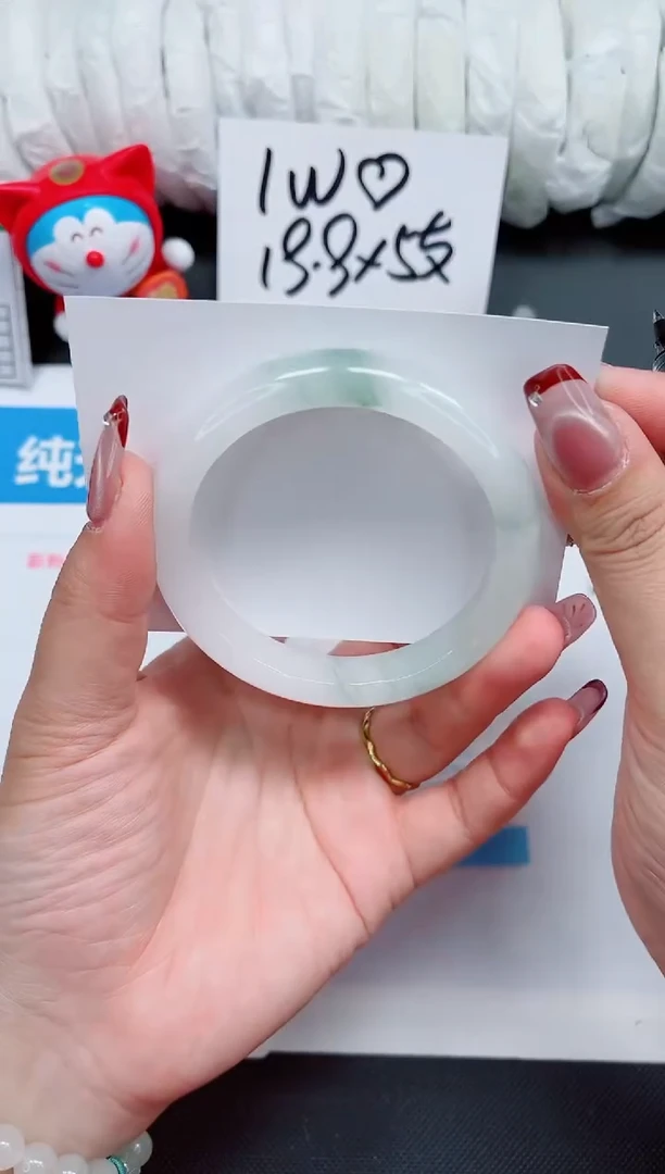 【闪购商品】石英质玉手镯未镶嵌254