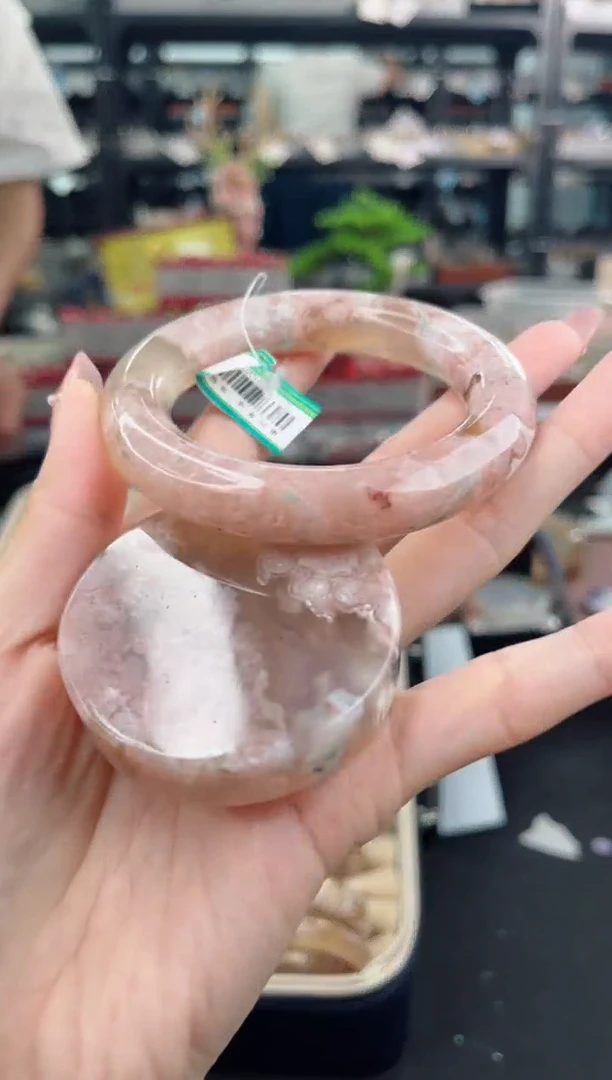 石英质玉手镯未镶嵌55圈口（赠品镯心）6511532