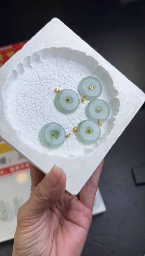 【闪购商品】翡翠挂件18K金镶嵌多样性发一件30422BJ平安扣