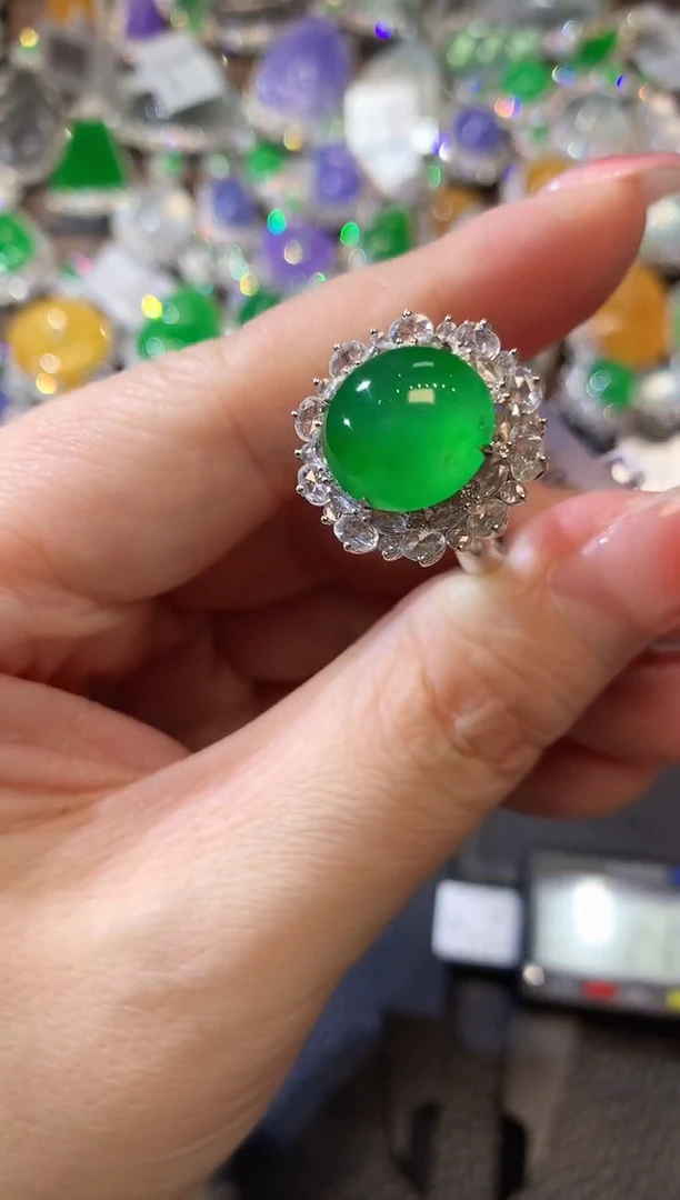 【闪购商品】翡翠戒指18K金镶嵌F33 翡翠