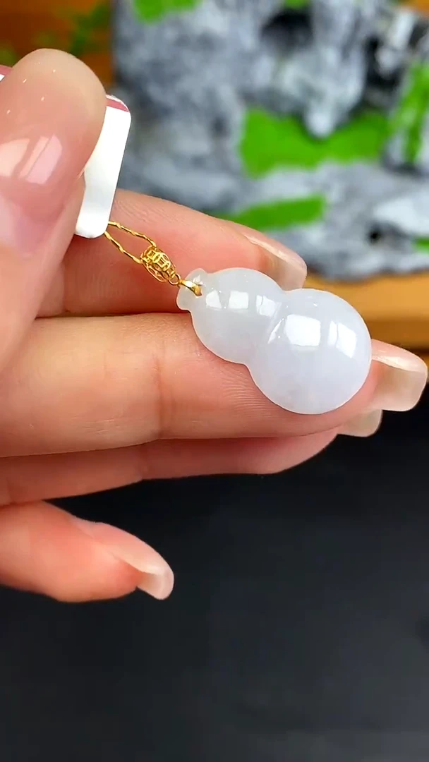 吊坠(不含链)18K金镶嵌翡翠18K金扣镶嵌多样性发其一@@CMT葫芦