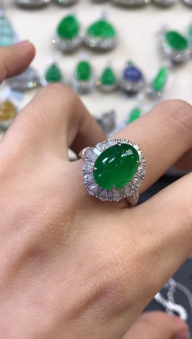 【闪购商品】翡翠戒指18K金镶嵌C135