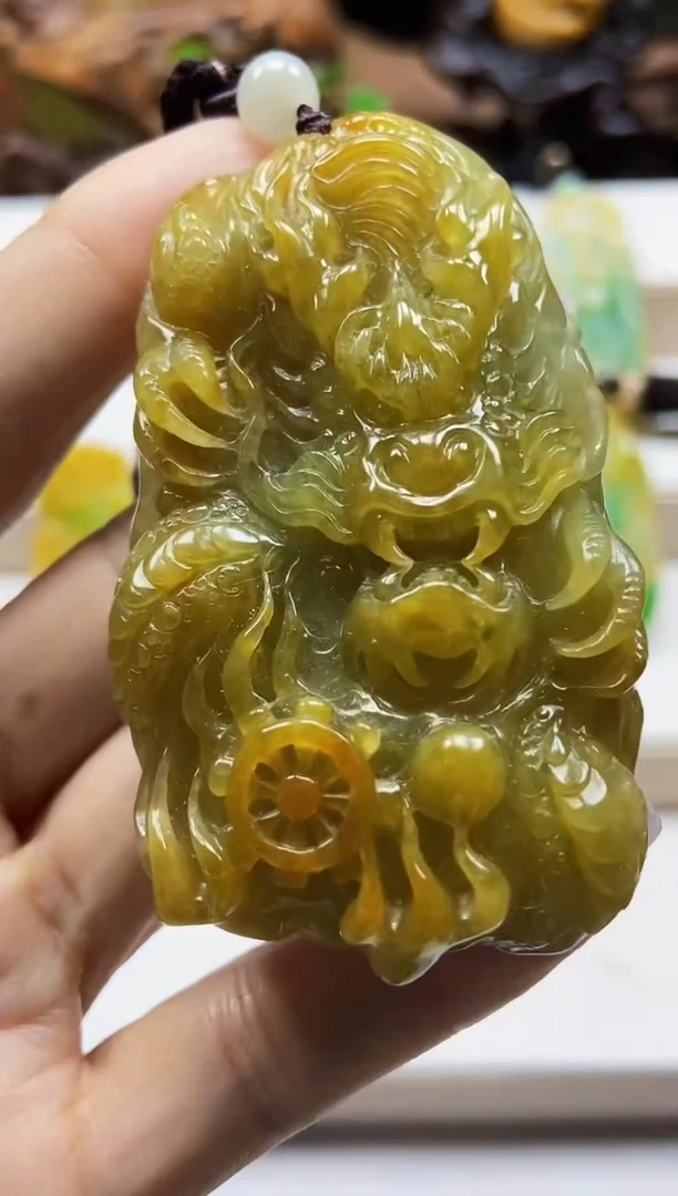 颈饰未镶嵌翡翠翡翠A货