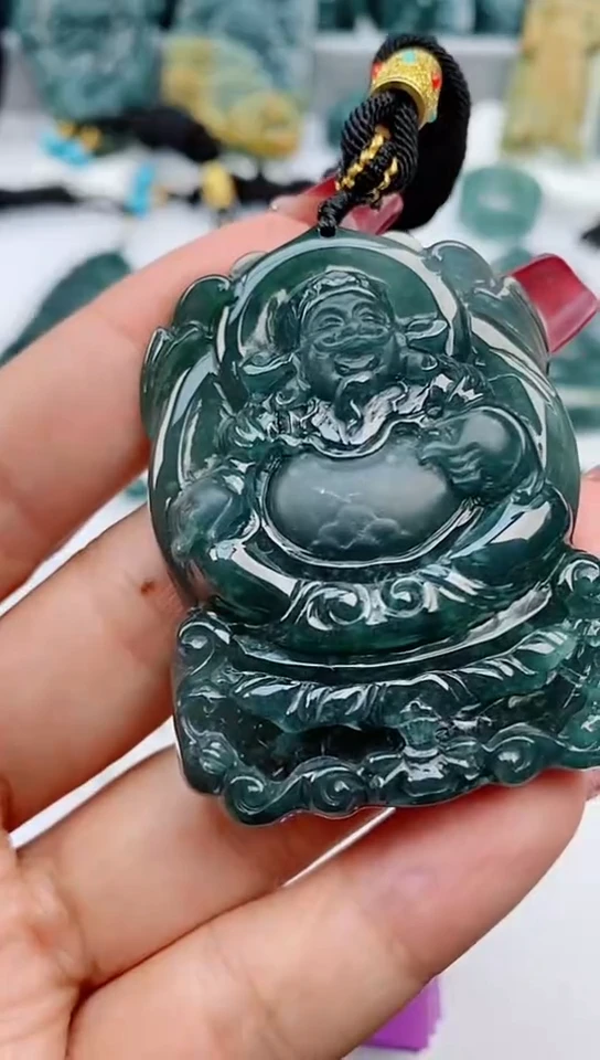 【闪购商品】翡翠颈饰未镶嵌