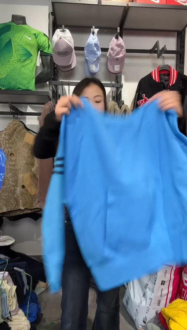 1634 闪购编码  阿迪运动卫衣裤以直播间过款为准 尺码.170