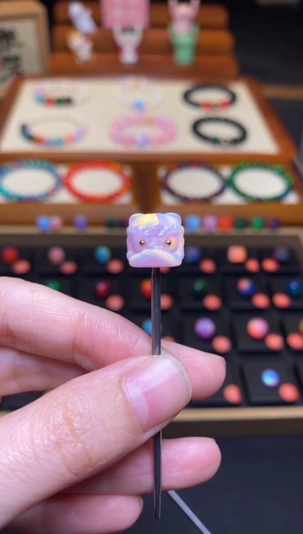 【闪购商品】树脂制品11mm+人工欧泊醒狮32