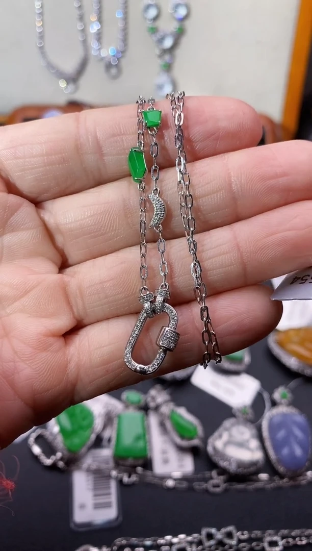 【闪购商品】翡翠颈饰18K金镶嵌项链