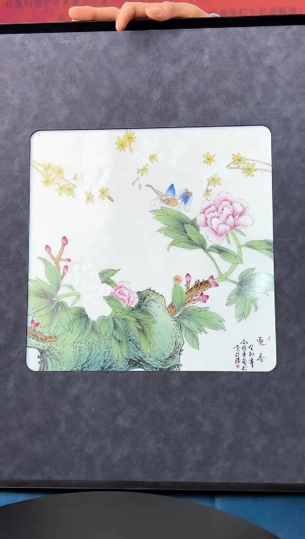 【闪购商品】瓷版画玲珑逐春瓷版画96