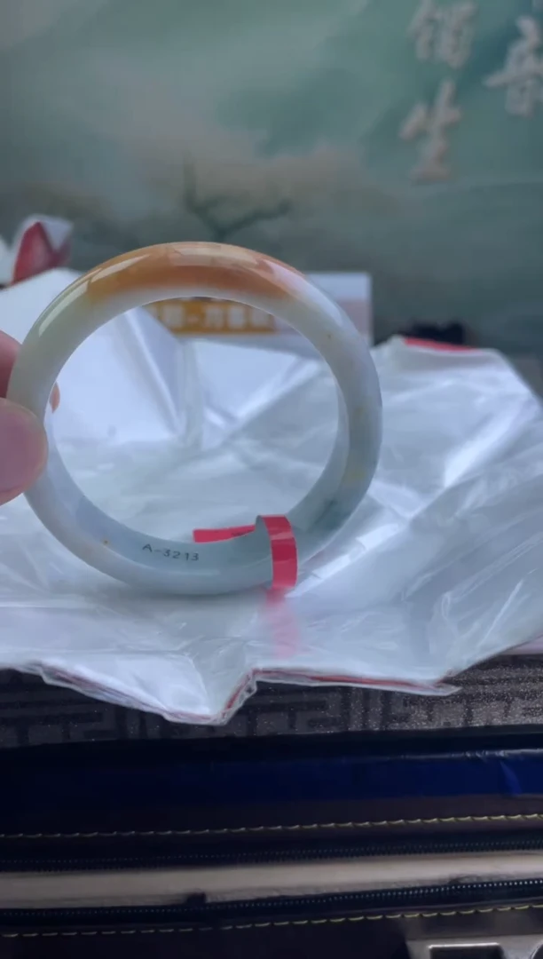 翡翠手镯未镶嵌10翡翠手镯