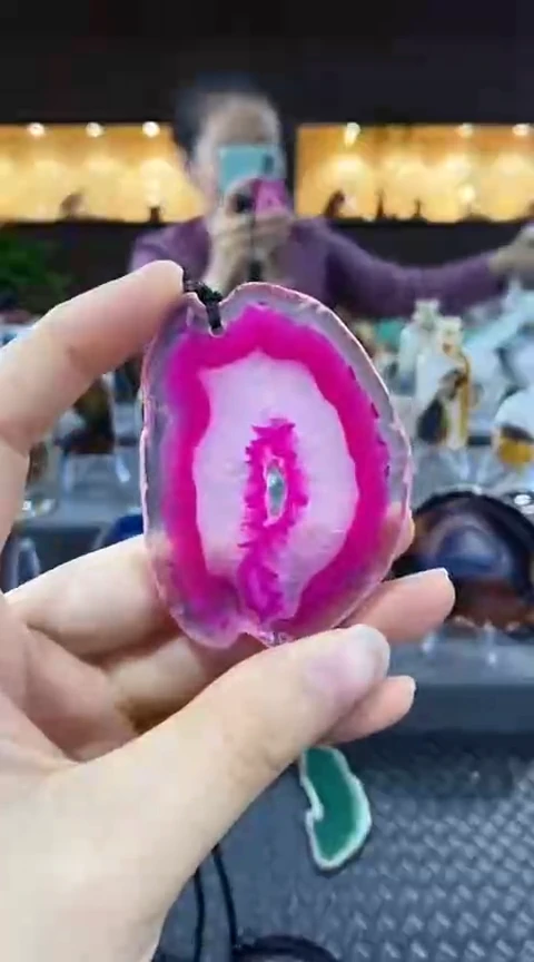 未镶嵌颈饰玛瑙/玉髓春**明玛瑙