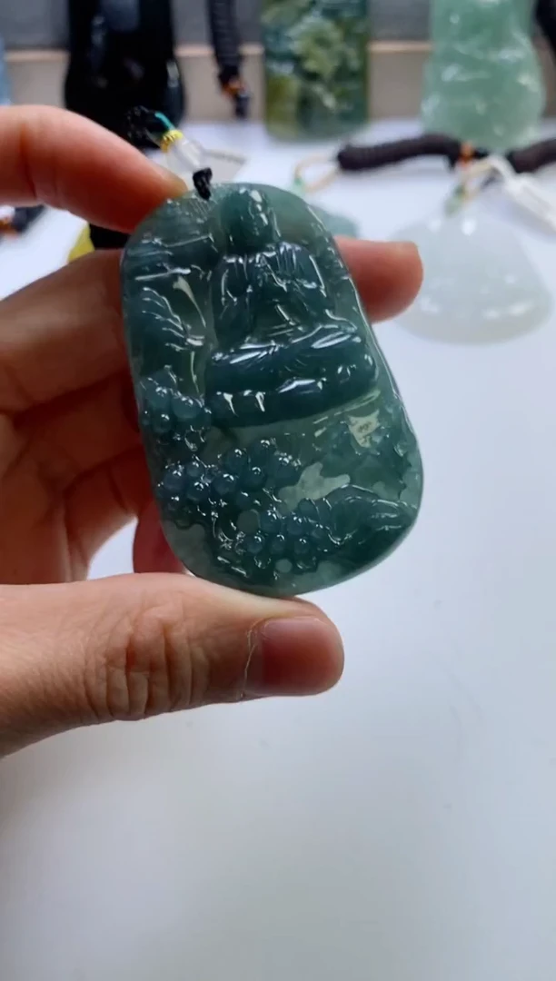 【闪购商品】翡翠挂件未镶嵌