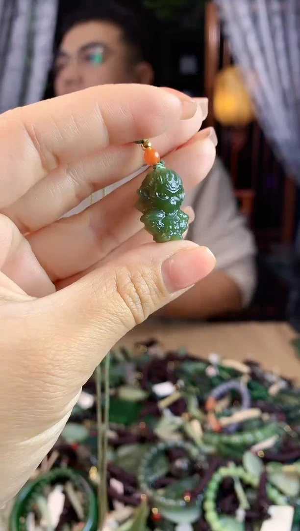 【闪购商品】和田玉挂件未镶嵌多样性发货拍一发一