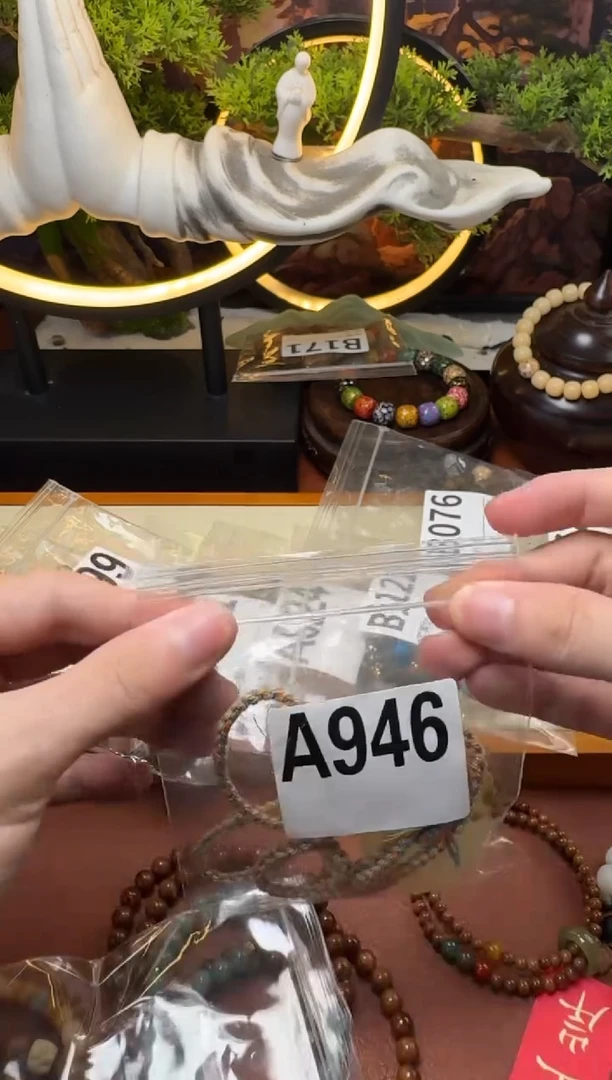 和田玉未镶嵌吊坠(赠链)和田玉佛公吊坠