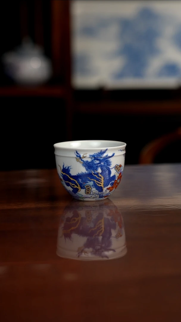 空山明月 新斗彩 麒麟