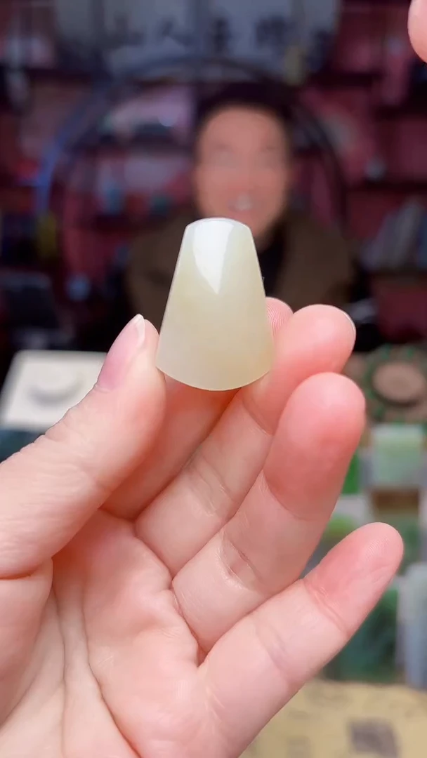 未镶嵌和田玉挂件395