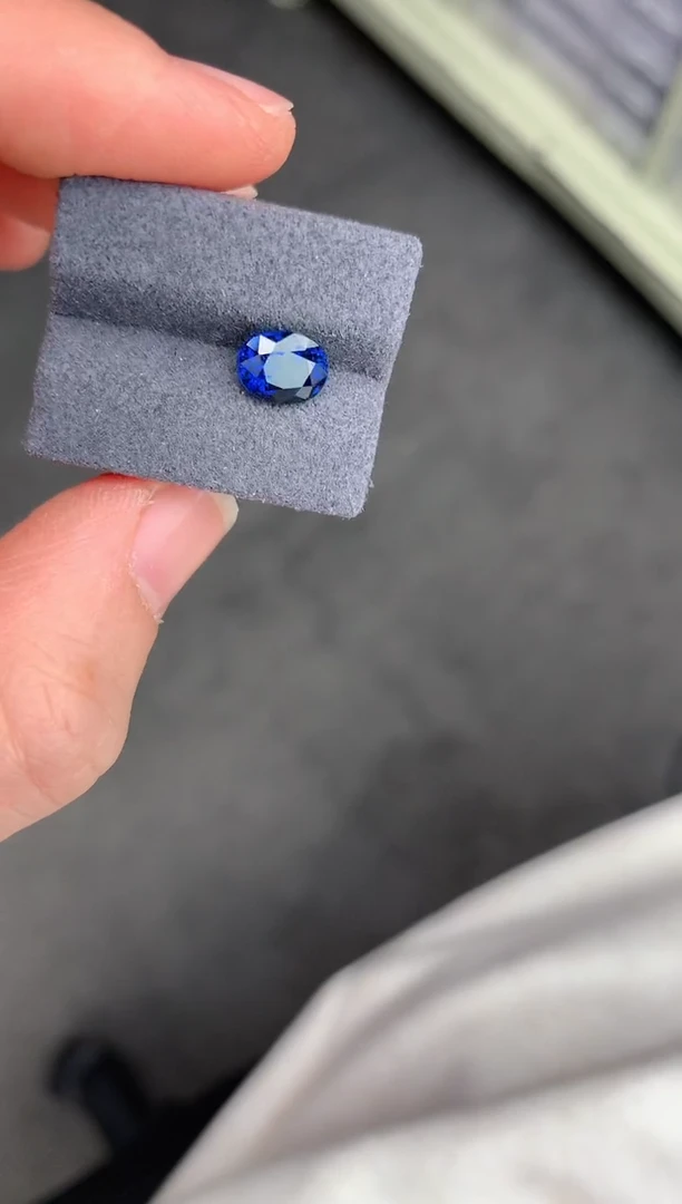 【闪购商品】蓝宝石裸石未镶嵌2.1ct皇家蓝