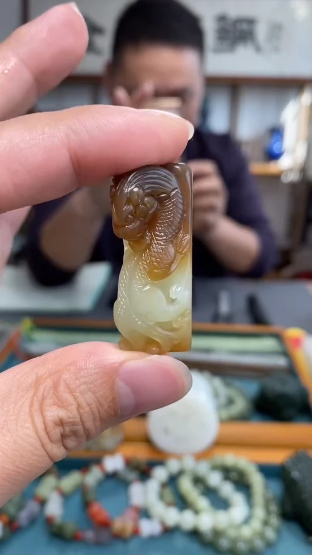 颈饰未镶嵌和田玉95