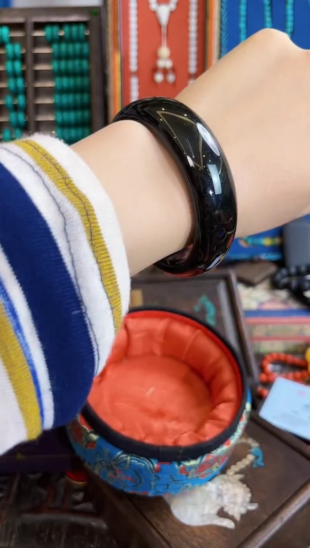 和田玉未镶嵌挂件1