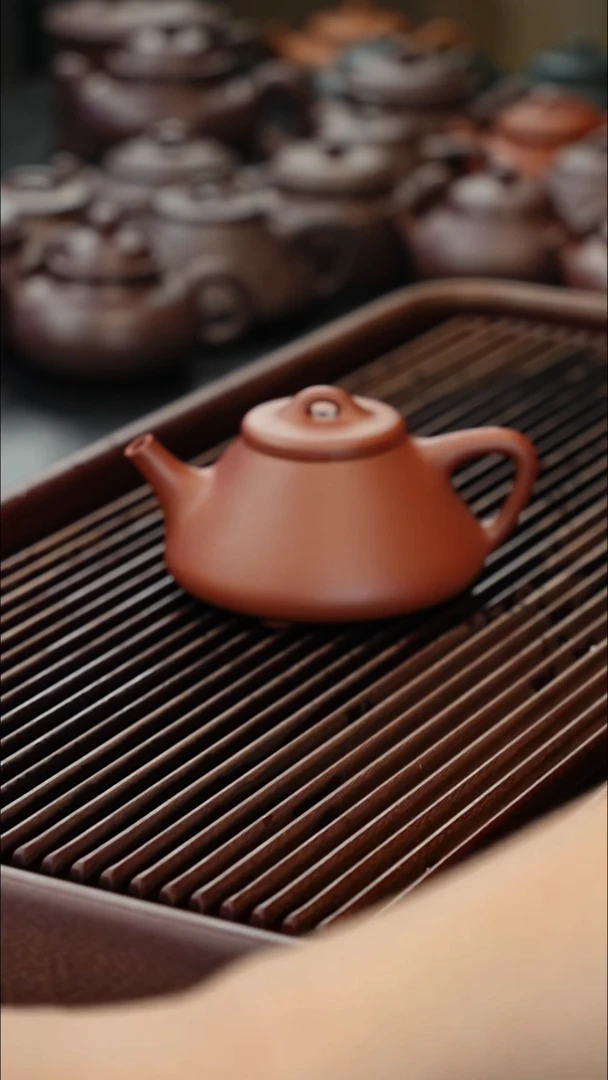 茶壶紫砂红降坡子冶石瓢