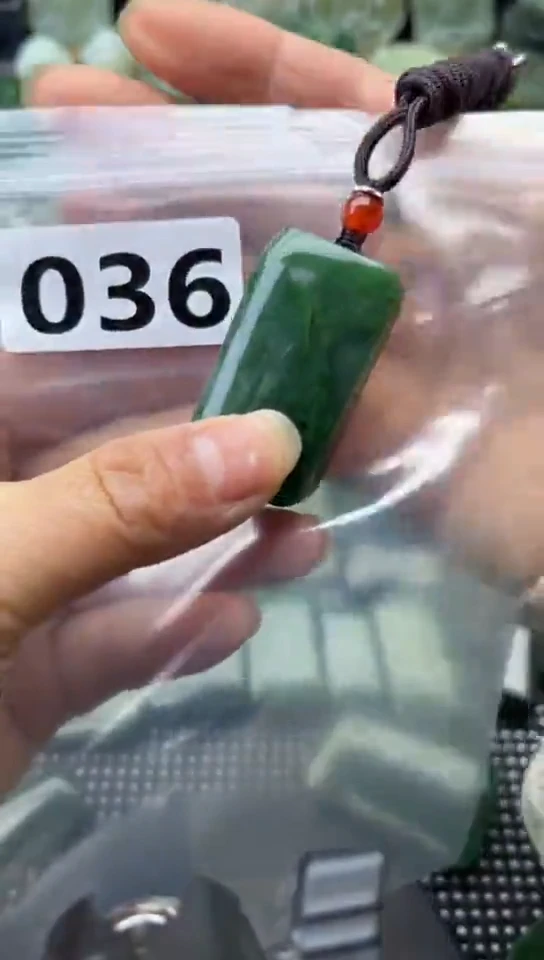 未镶嵌和田玉珠宝半成品牌子