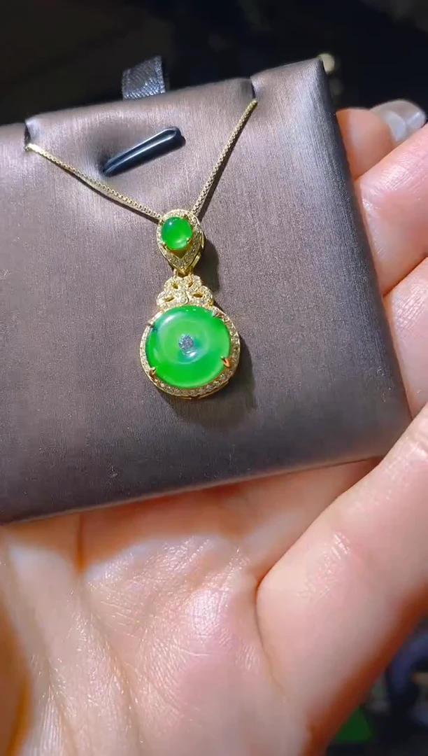 【闪购商品】翡翠吊坠(赠链)银S925镶嵌002（多样性发货）（赠金链）